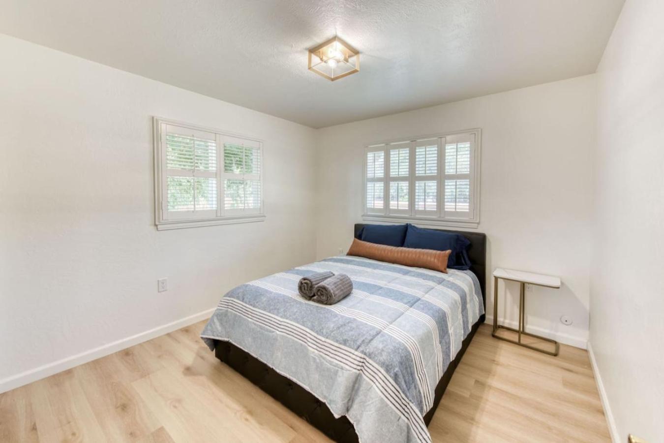 Sunny 3br Haven With Pool *